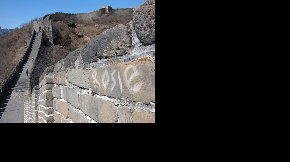 china wall graffiti