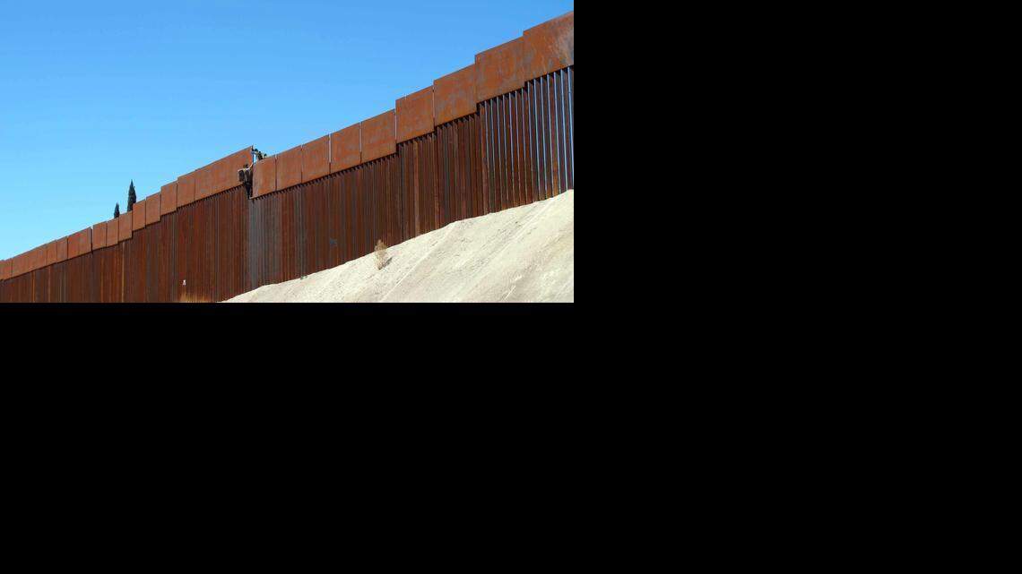 WORLD NEWS BORDER-DEATHS 5 MCT