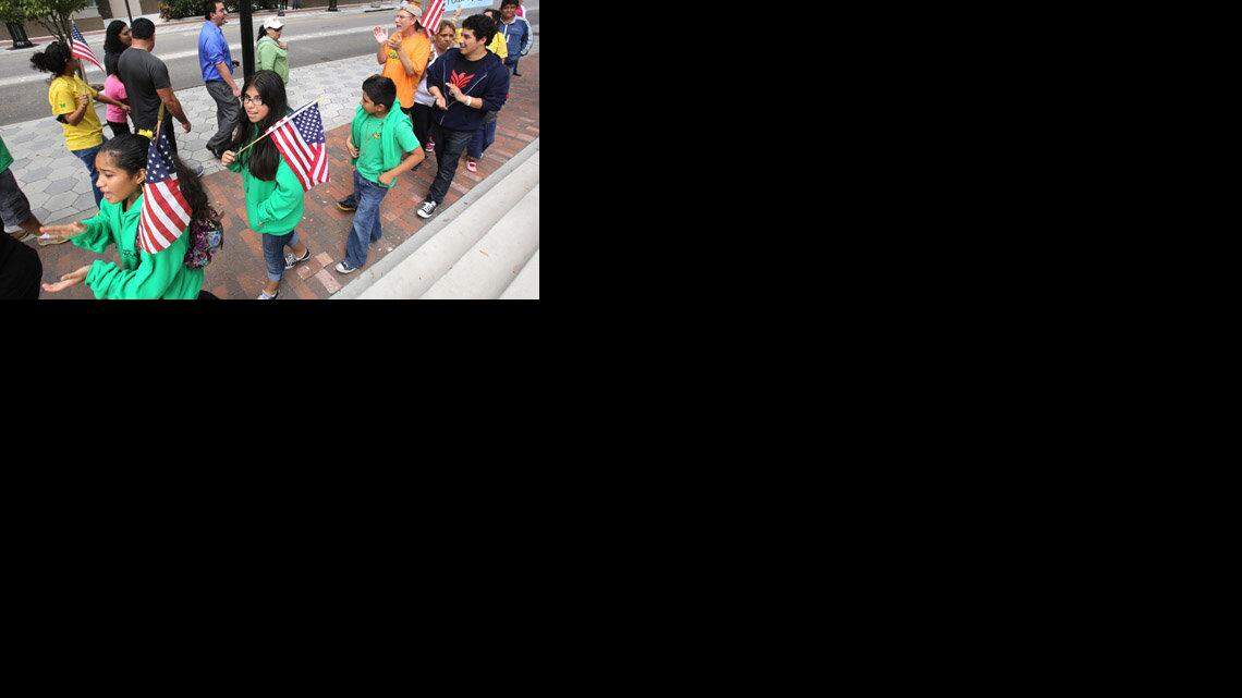 US NEWS IMMIGRATION 3 OS