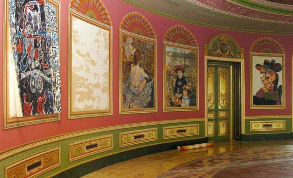 Some have said the décor of the mansion at 515 N. County Rd. was gaudy and mismatched.