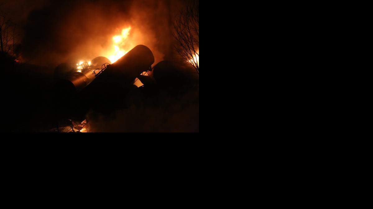 APTOPIX Train Derailment