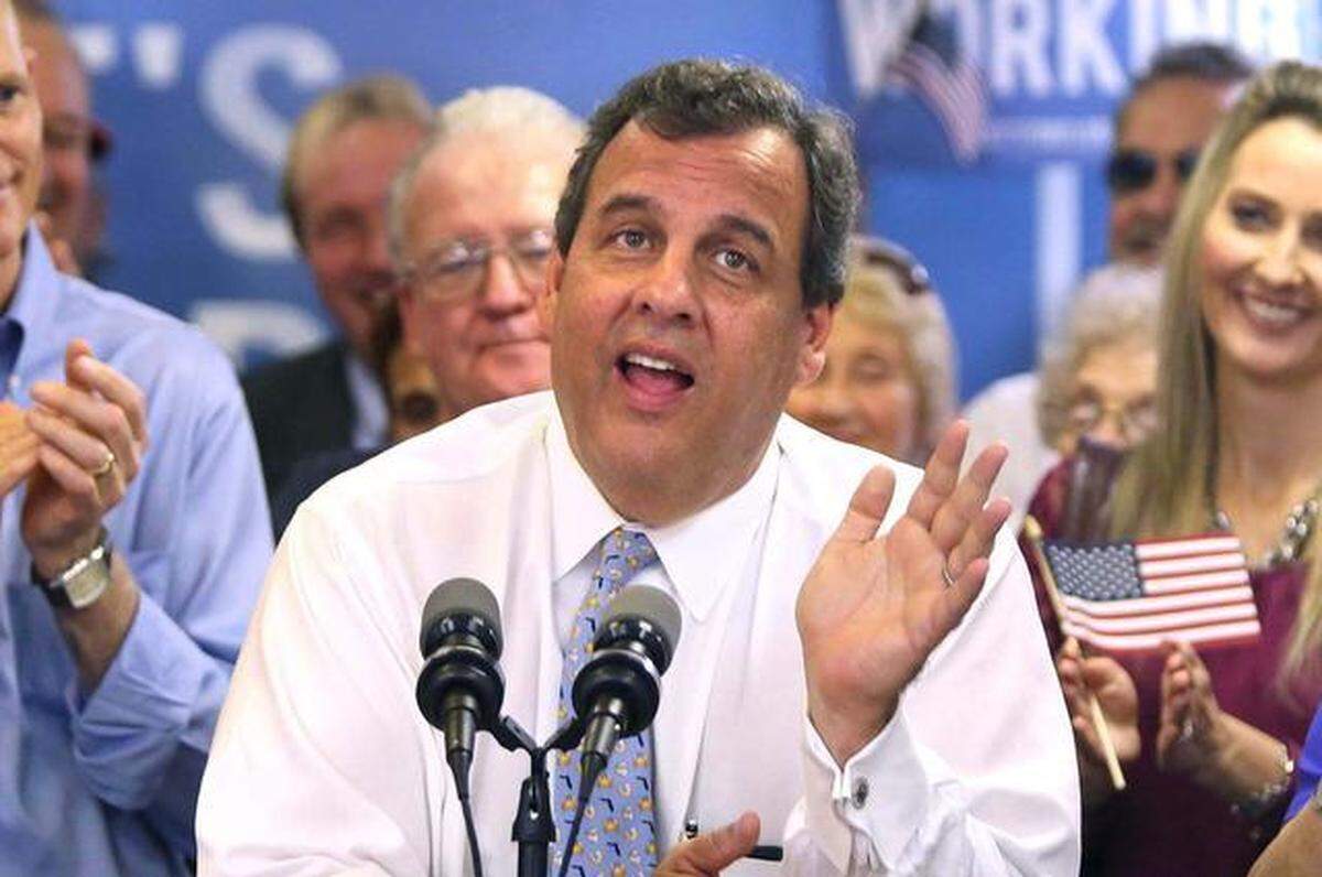 US NEWS CHRISTIE-SCOTT-CAMPAIGN 2 OS