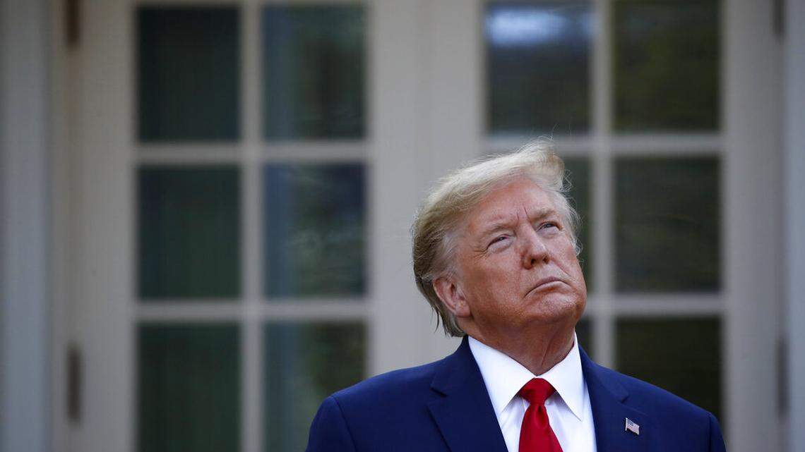 Trump extends coronavirus safety guidelines as advisers predict soaring US death toll