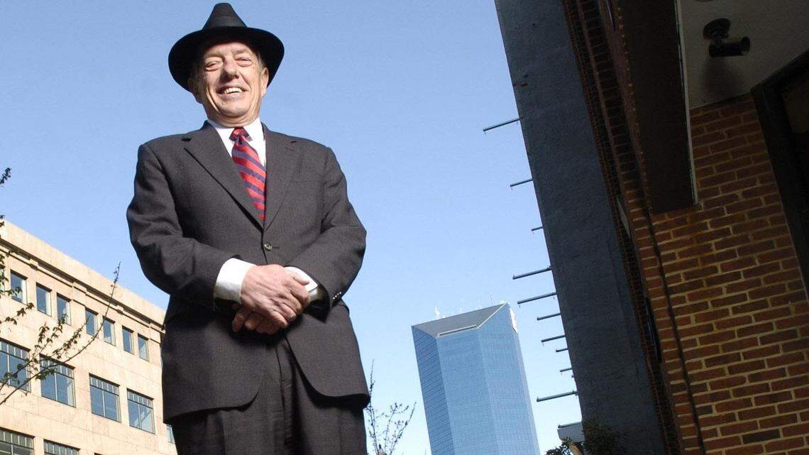 Gatewood Galbraith, candidate for governor on Main Street, Lexington, Ky, April 17, 2007. Photo by  Pablo Alcala | Staff 