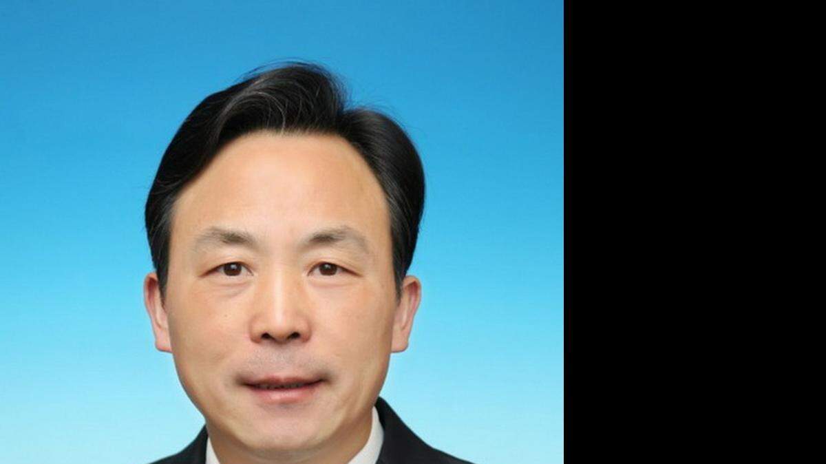 Jiang Hongliang, a top-ranking official of Wuxi, China, was found dead on March 31, 2015 at the base of the 350-foot-high Wenfeng pagoda in Longbeishan Mountain National Park in Yixing, Jiangsu Province, China. Based on state media reports, scores of government officials in China have killed themselves since late 2012, many of them in response to Chinese President Xi Jinping's crackdown on corruption since that time. Jiang was apparently caught up in a power struggle involving his allies and new appointees of current Chinese President Xi Jinping.
