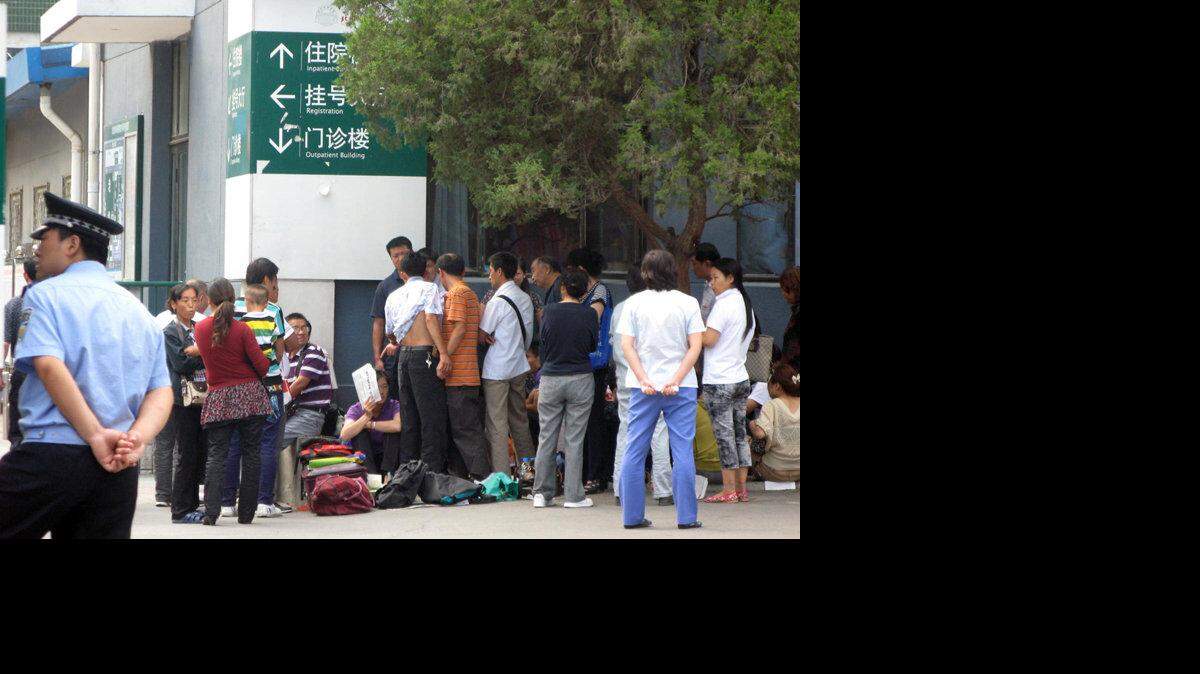 WORLD NEWS CHINA-HOSPITALS 2 MCT