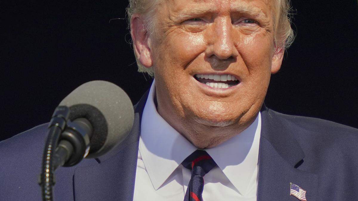 President Donald Trump speaks during a campaign rally at Mariotti Building Products, Thursday, Aug. 20, 2020, in Old Forge, Pa. (AP Photo/John Minchillo)