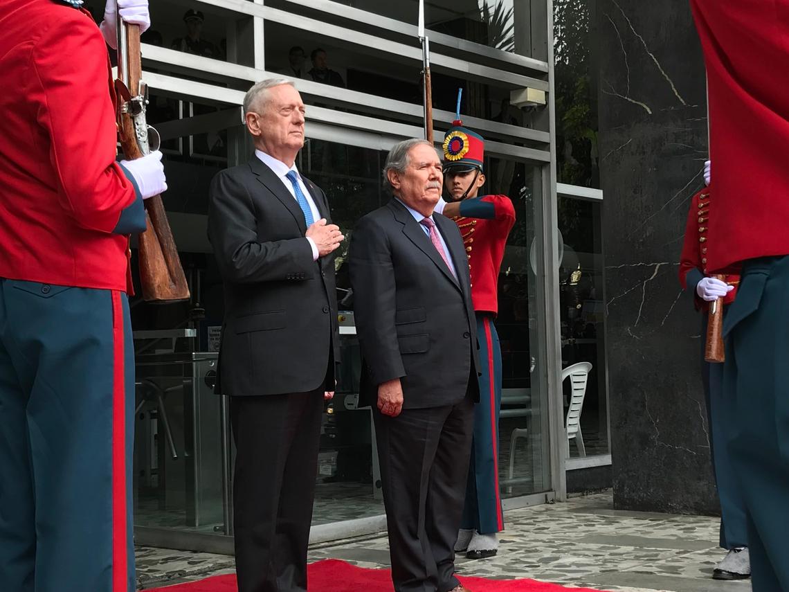 U.S. Secretary of Defense Jim Mattis, at left, and Colombian Defense Minister Guillermo Botero at the Ministry of Defense in Bogota on Aug. 17, 2018/