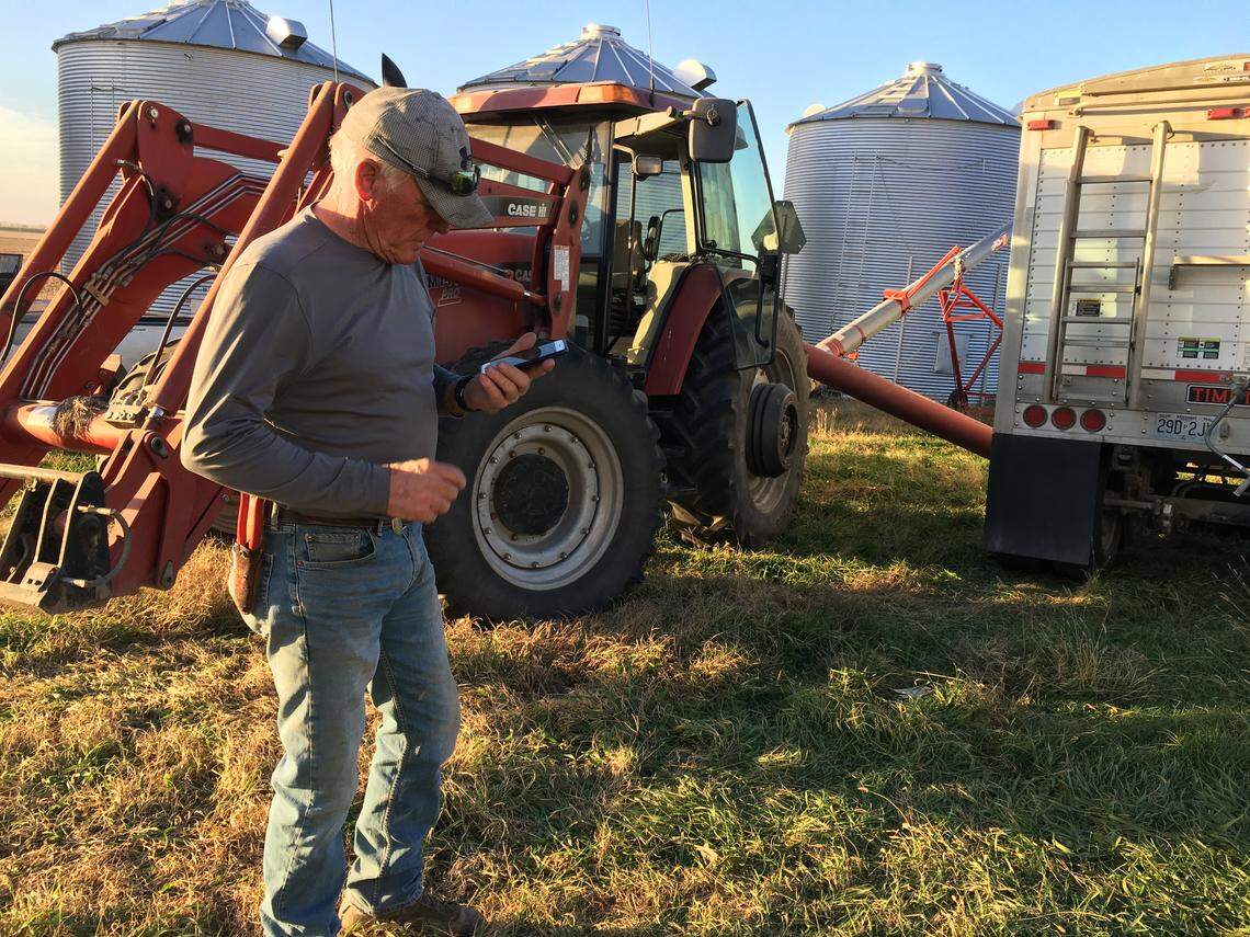 Rick Oswald, 68, a soybean farmer from Rock Port, Mo, estimates Trump’s trade war could cost him 20 percent of his annual soybean profits.