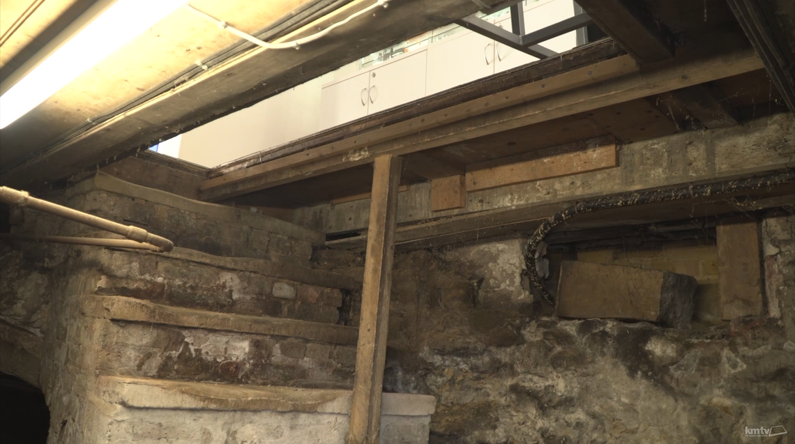 The steps leading into the crypt.