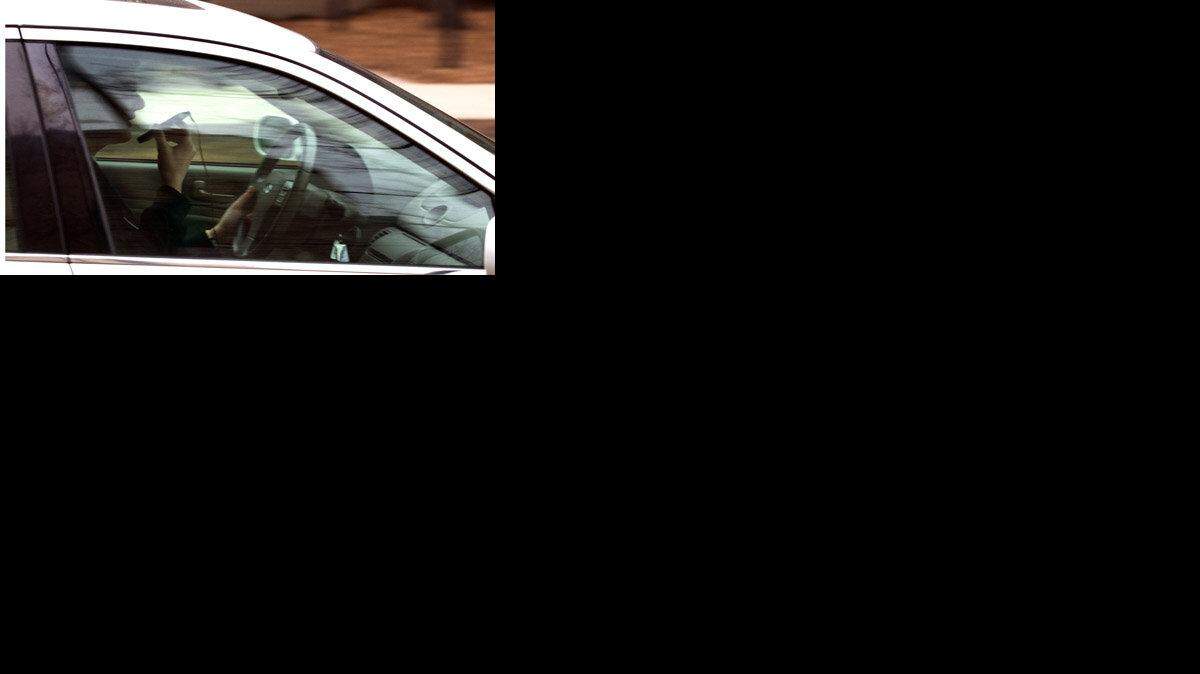 US NEWS CELLPHONES-DRIVING TB