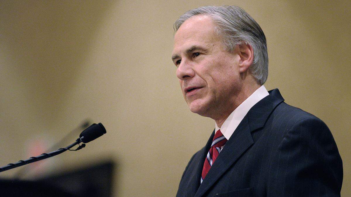 Texas Gov. Greg Abbott speaks at the 35th Annual Awards Luncheon for the Fort Worth Metropolitan Black Chamber of Commerce’s Juneteenth program at Hilton Hotel in Fort Worth, TX, Friday, June 19, 2015.