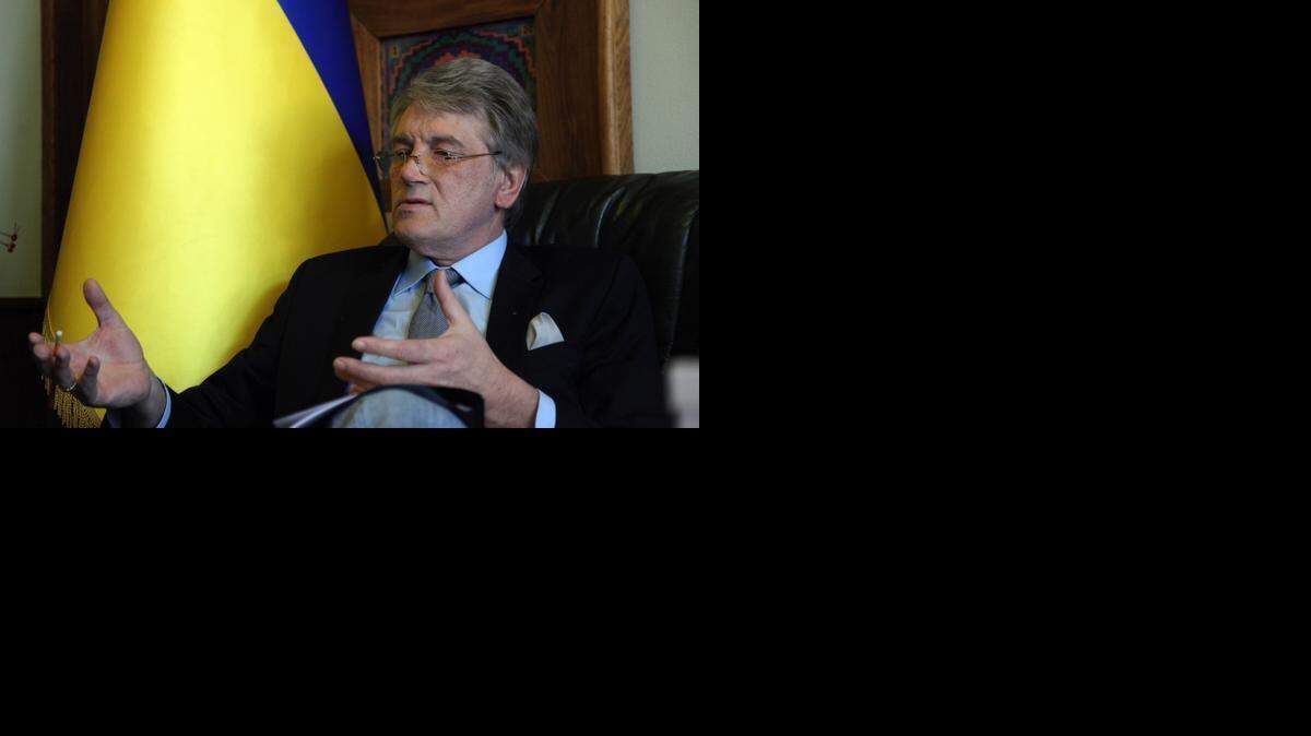 WORLD NEWS YUSHCHENKO 3 MCT
