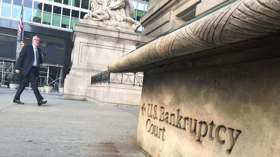 Van Durrer II, McClatchy’s outside counsel, walks into Bankruptcy Court in New York.