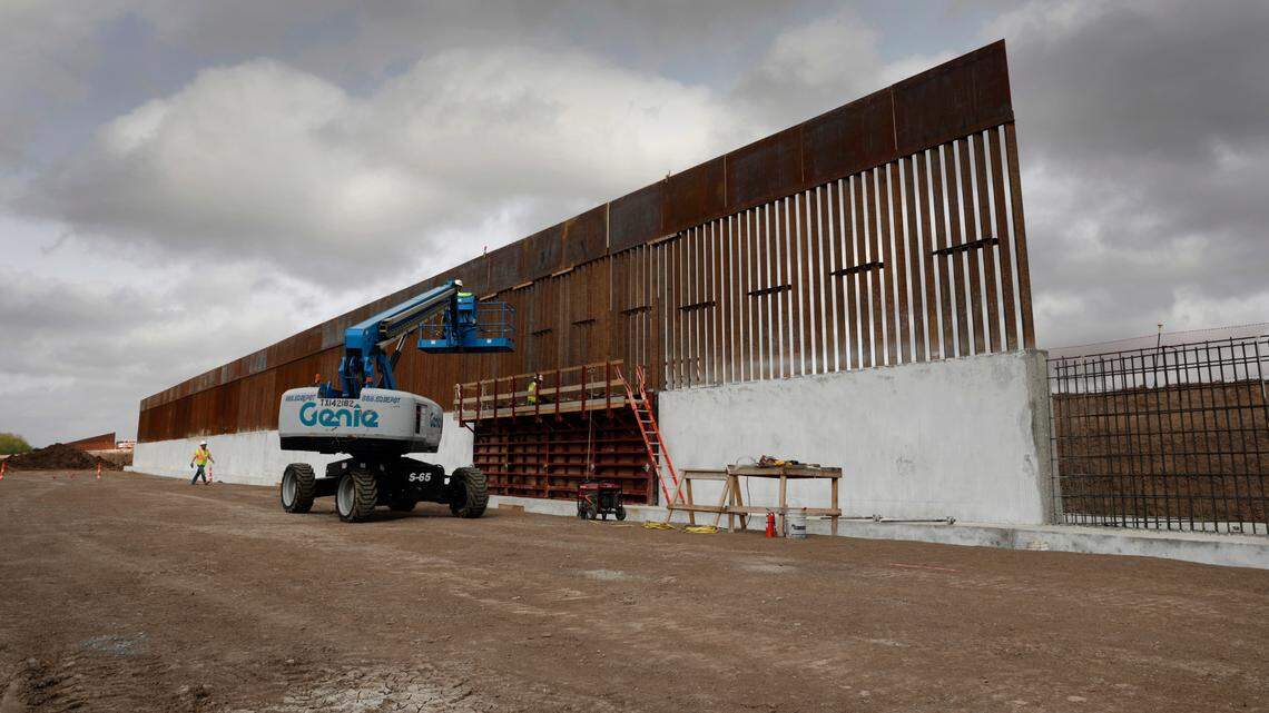Congress asks Pentagon to restore military base construction funds from border wall