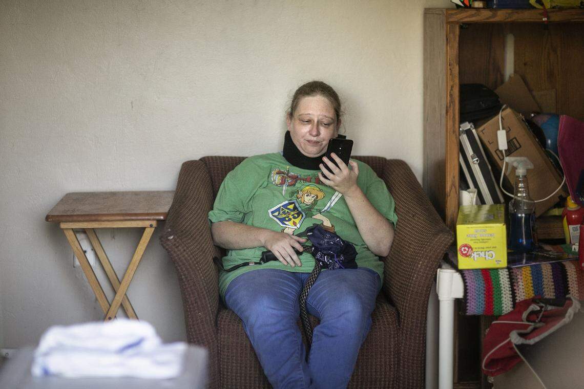 An April 8, 2020, Danielle Rivera called the Florida Reemployment Assistance Authentication Line, three weeks after her husband, Anthony Rivera, filed for unemployment benefits. She and her husband have yet to connect with an associate, despite calling all hours of the day for days on end.