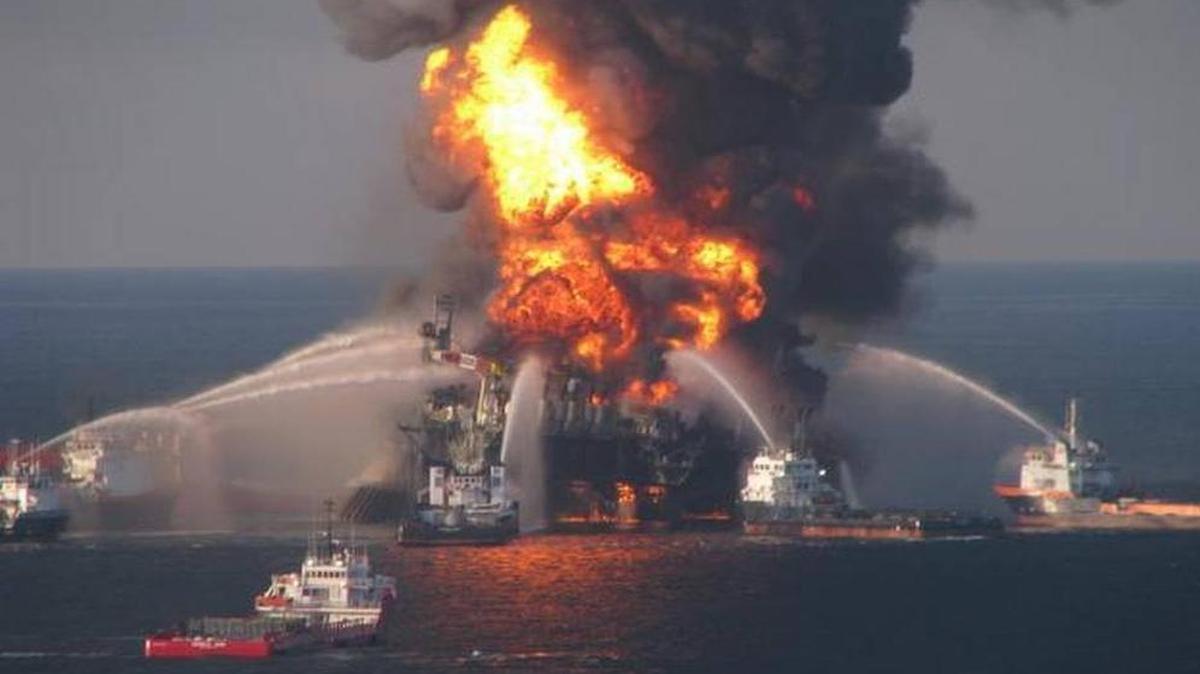 
Fire response crews battle the blaze aboard the Deepwater Horizon oil rig on April 21, 2010.
