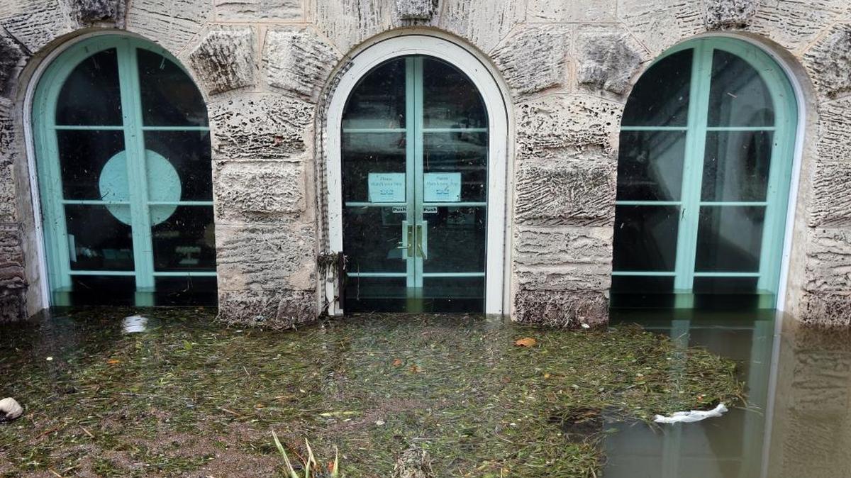 Storm surge from Hurricane Irma in 2017 flooded the basement at the Vizcaya Museum and Gardens, destroying a cafe and gift shop. The surge caused millions of dollars in damage to the gardens and house that took nearly five years to fully repair.