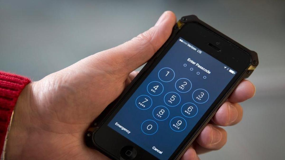 Two magistrates have reached different conclusion on whether Apple can be forced to open iPhones in pending criminal matters.