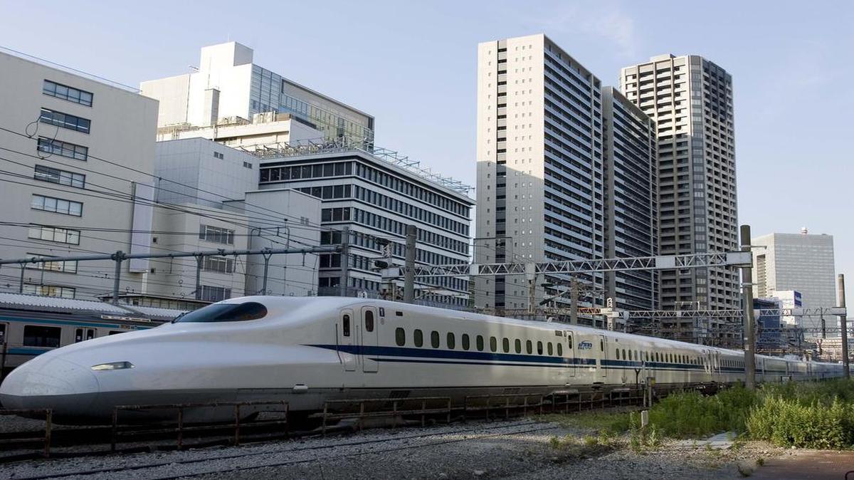 Texas Central Partners wants to build a high-speed rail line from Houston to Dallas using Japanese technology.