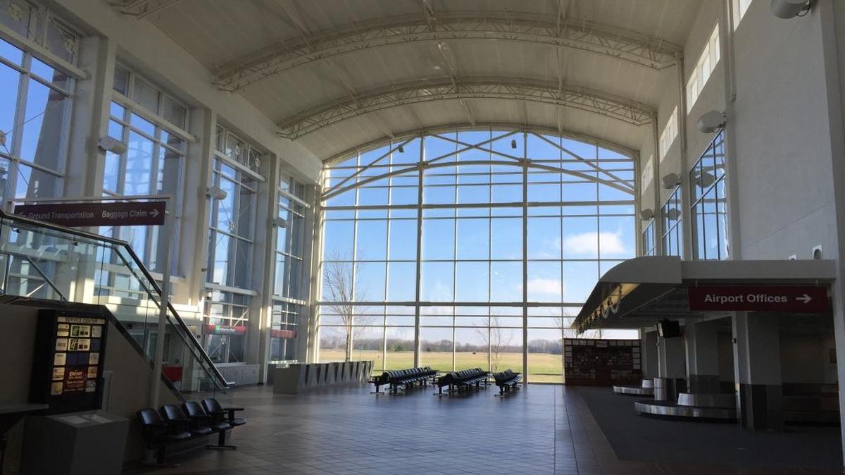 MidAmerica St. Louis Airport, seen here on Dec. 3, 2015, has struggled to attract and maintain commercial air service.