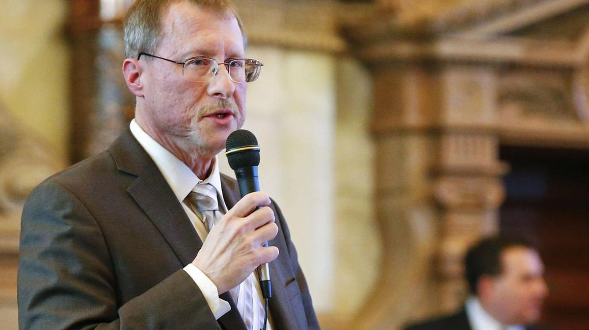 Kansas Sen. Mitch Holmes, R-St. John, discusses a bill last sesssion at the Kansas Statehouse in Topeka.