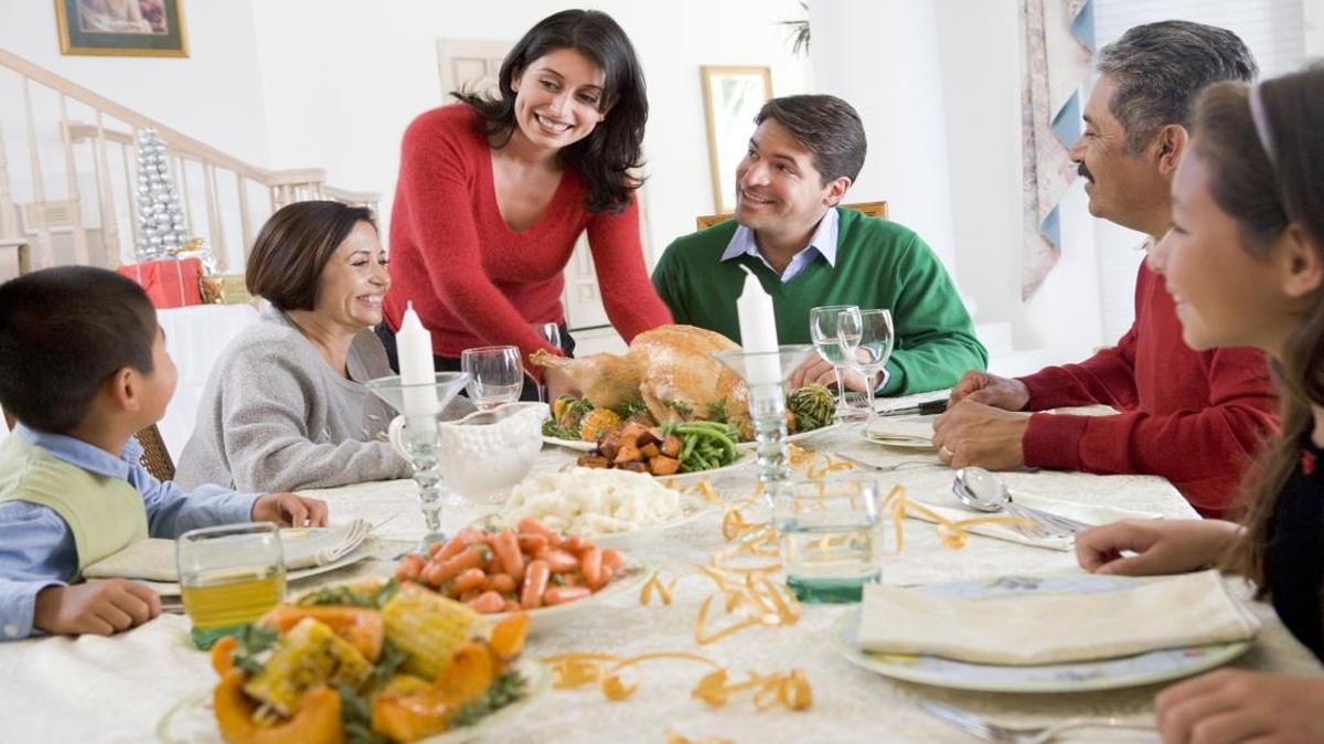 How should you handle questions about race and politics at Thanksgiving dinner?