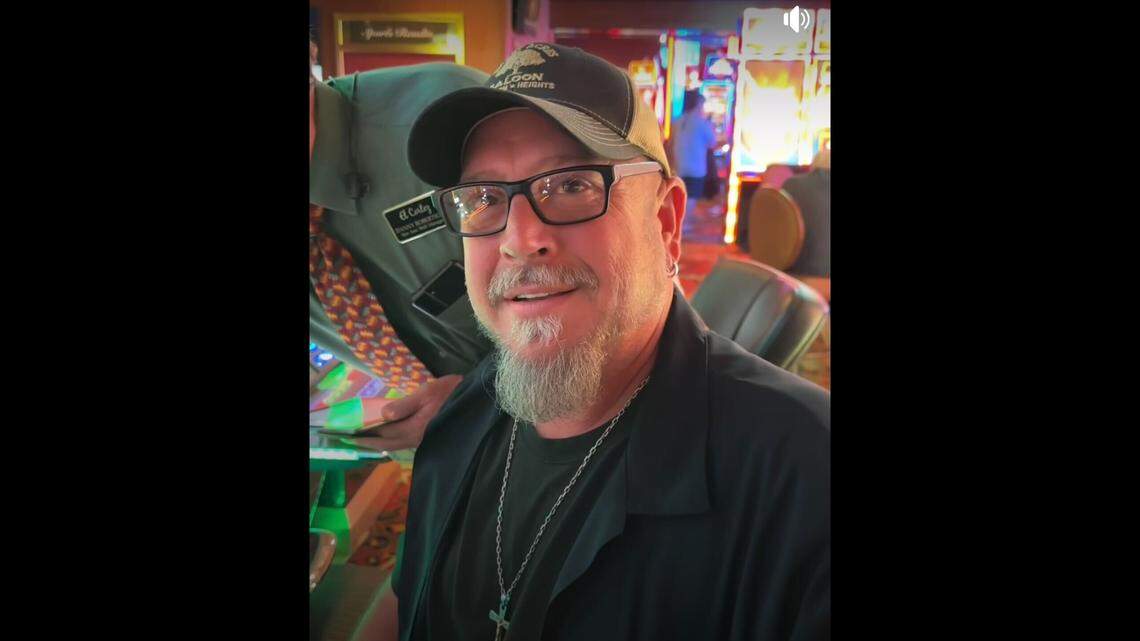 This man won over $2,000 at a slot machine.