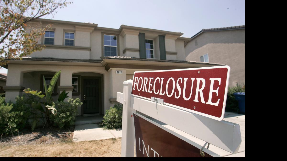 
A national mortgage servicing company  has agreed to pay borrowers $1.5 million in restitution for allegedly thwarting their attempts to save their homes from foreclosure.


