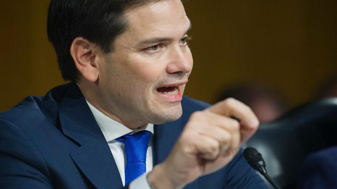 U.S. Senate Intelligence Committee member Sen. Marco Rubio, R-Fla., questions National Intelligence Director James Clapper on Capitol Hill in Washington, Tuesday, Jan. 10, 2017, during the committee's hearing on Russian hacking.
