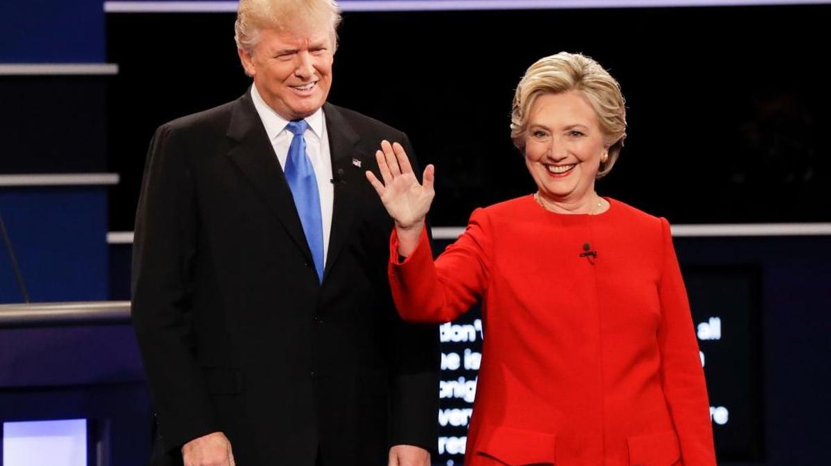 Many voters are trying to decide who they dislike the least: Donald Trump or Hillary Clinton?