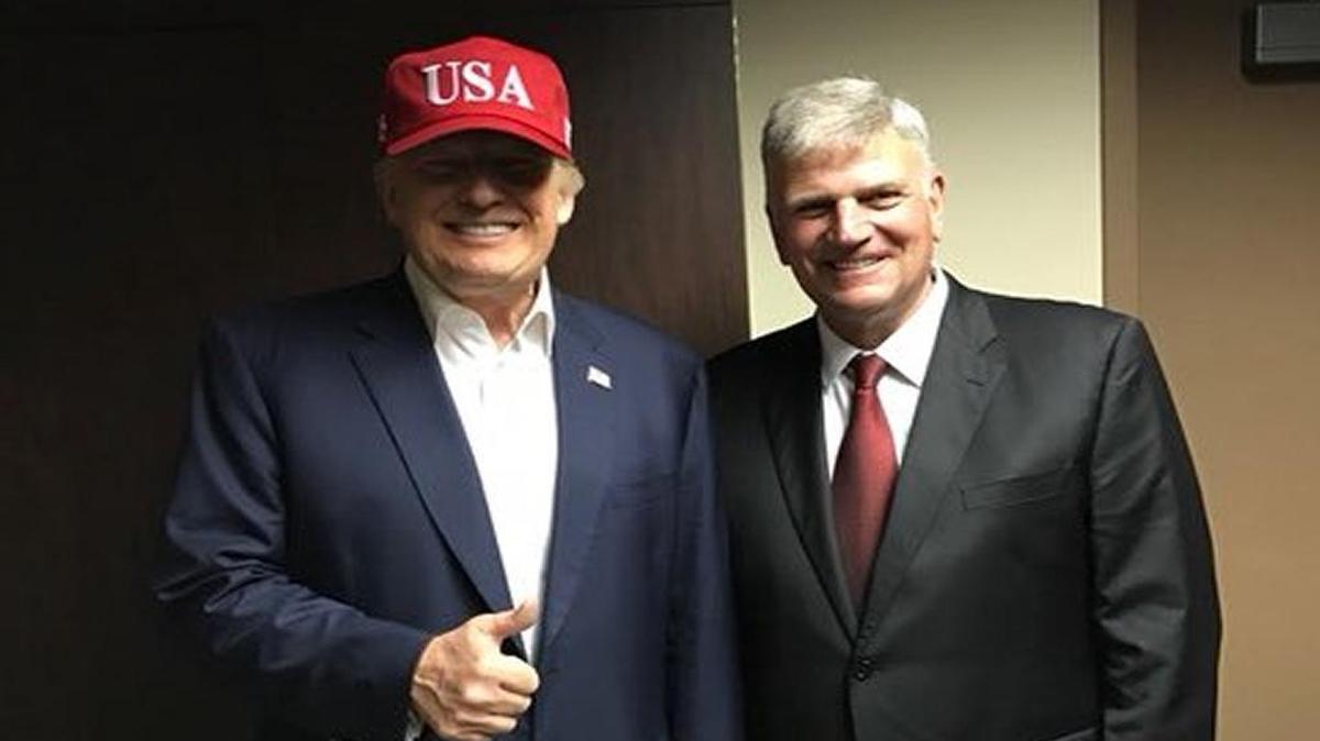 Franklin Graham tweets out photo of the two together in Alabama