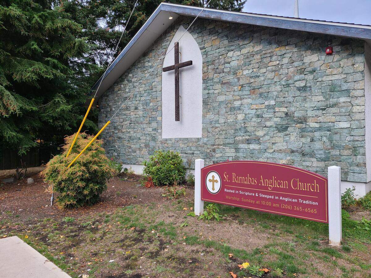 This photo shows the front view of St. Barnabas Anglican Church in Shoreline, Washington.