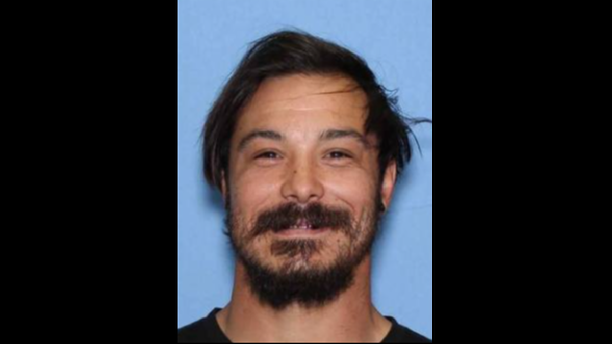 Travis Decker, 32, is pictured.