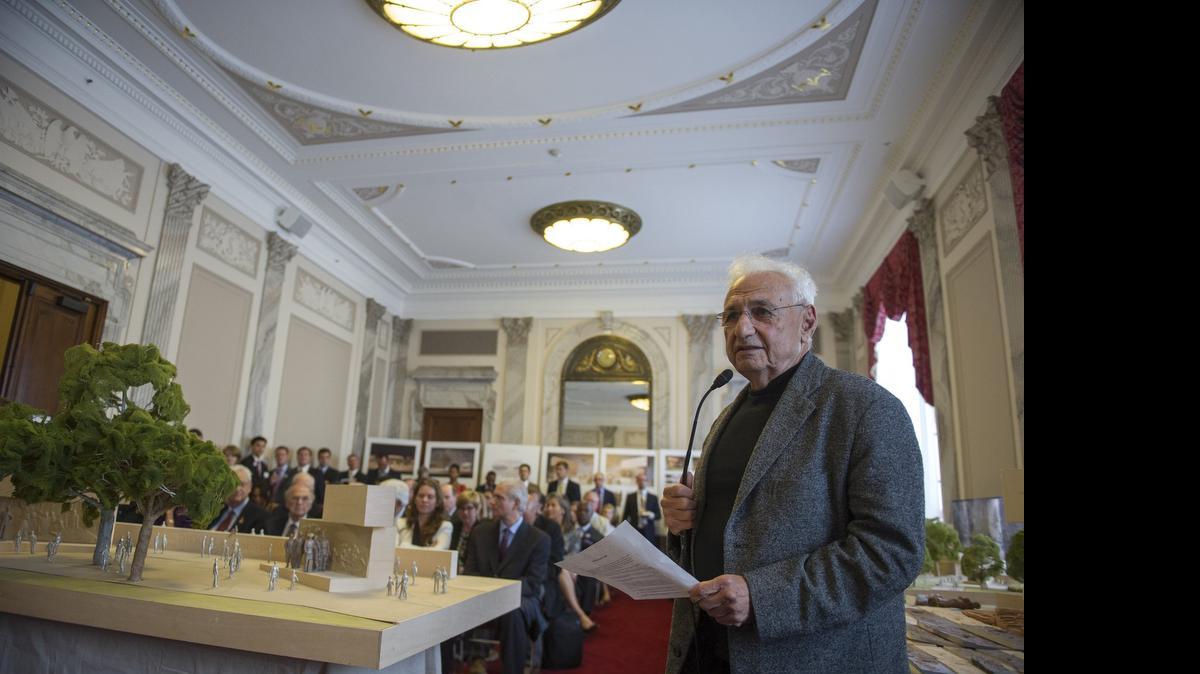 
Architect Frank Gehry speaks to members of the Eisenhower Memorial Commission about changes to the design of the memorial in Washington, D.C., Wednesday, June 19, 2013.
