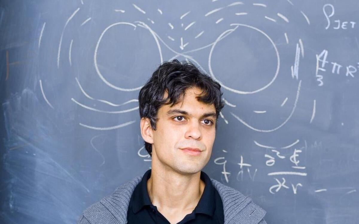 
Enrico Ramirez Ruiz, a Mexican astrophysicist, who teaches at the University of California at Santa Cruz is among the many Mexican scientists who work in the United States. 
