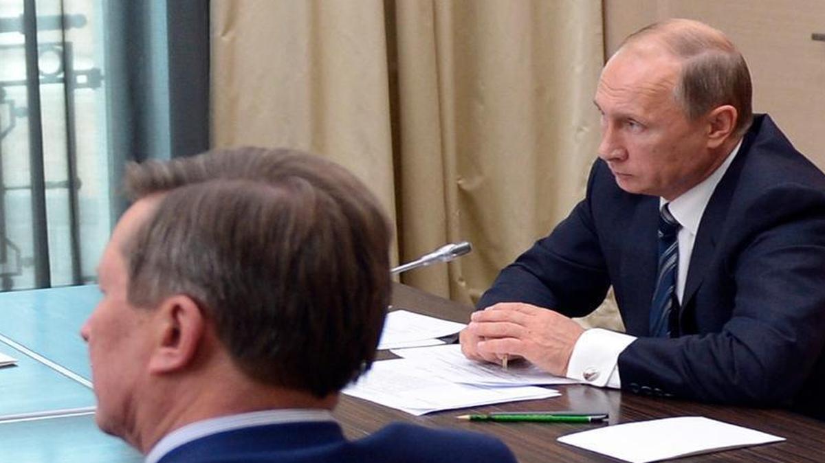 
Russian President Vladimir Putin met with senior government officials Wednesday as Russian military jets carried out airstrikes in Syria. Putin received parliamentary approval for the move.
