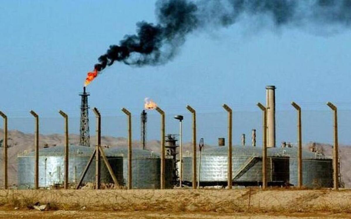 
The Baiji oil refinery in 2003. The facility is now destroyed.
