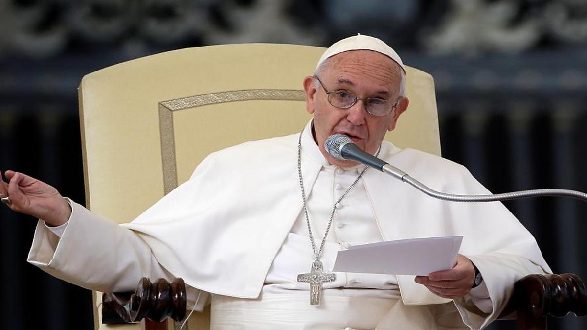 
Pope Francis has warned that Christians in the Middle East face genocide.
