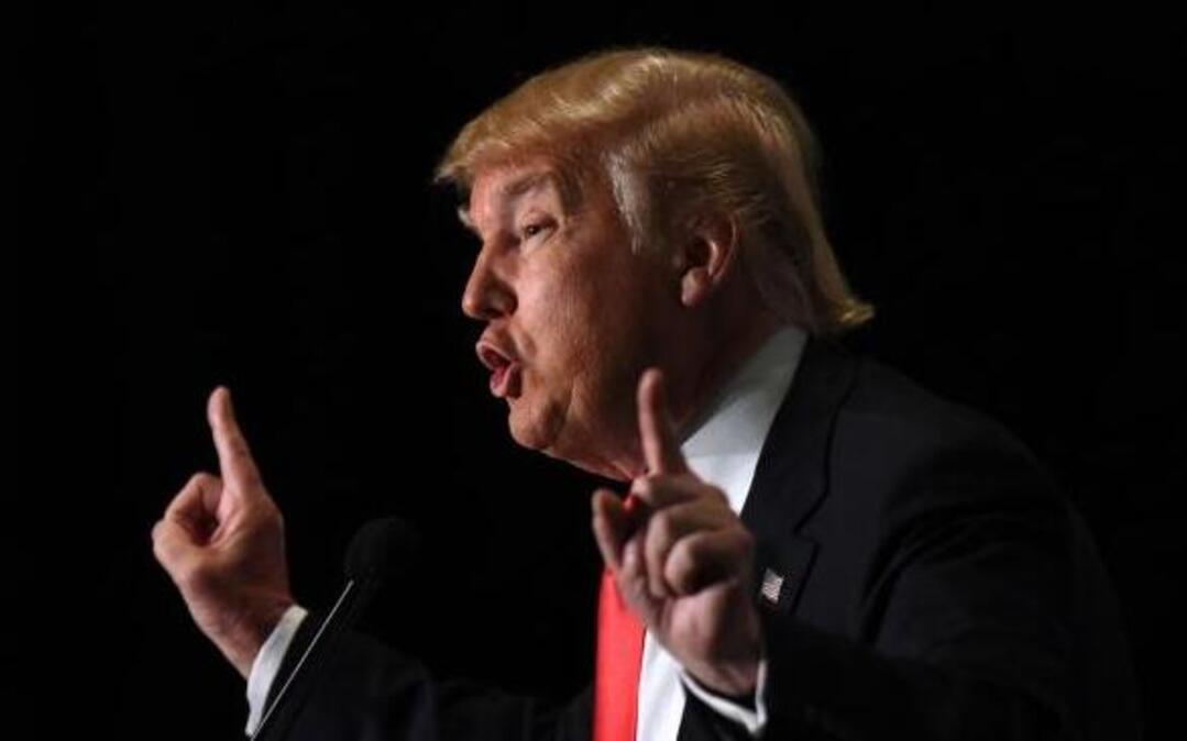 Republican presidential candidate Donald Trump speaks at a campaign rally Monday, Feb. 1, 2016, in Cedar Rapids, Iowa