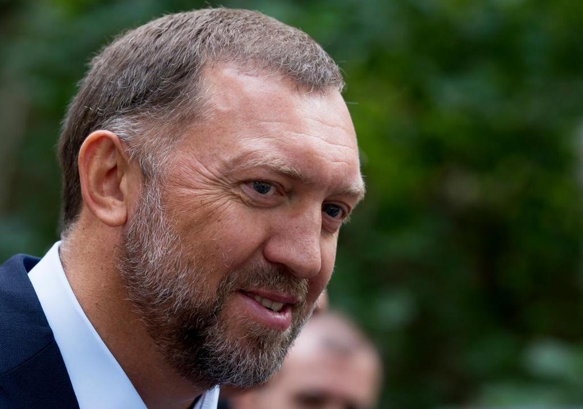 Russian metals magnate Oleg Deripaska attends Independence Day celebrations at Spaso House, the residence of the American ambassador, in Moscow, July 2, 2015.