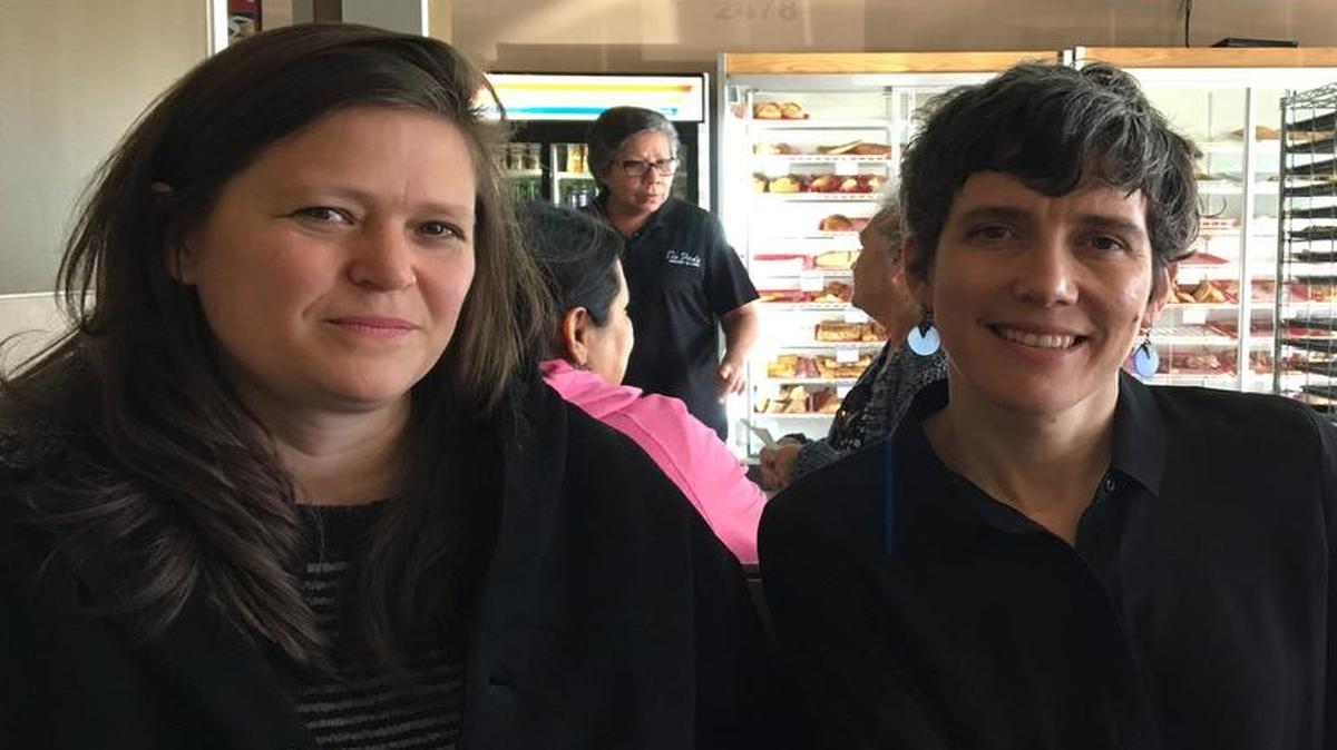 Dallas Democratic precinct chairs Rebecca Carter, left, and Melissa Thrailkill argue that Texas Democrats need to stop playing nice to win in 2018. Photo taken in Dallas, Texas, on Feb. 24, 2017.