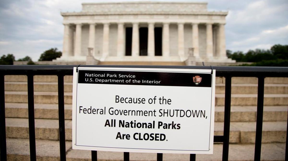 A sign noting the shutdown of all national parks is posted in front of the Lincoln Memorial in Washington on Oct. 1, 2013, the first day the last government shutdown. The 2013 shutdown lasted 17 days and forced 800,000 federal workers off the job. Another federal shutdown could occur late this week if Congress and the White House cannot resolve disputes over spending, immigration and other issues.