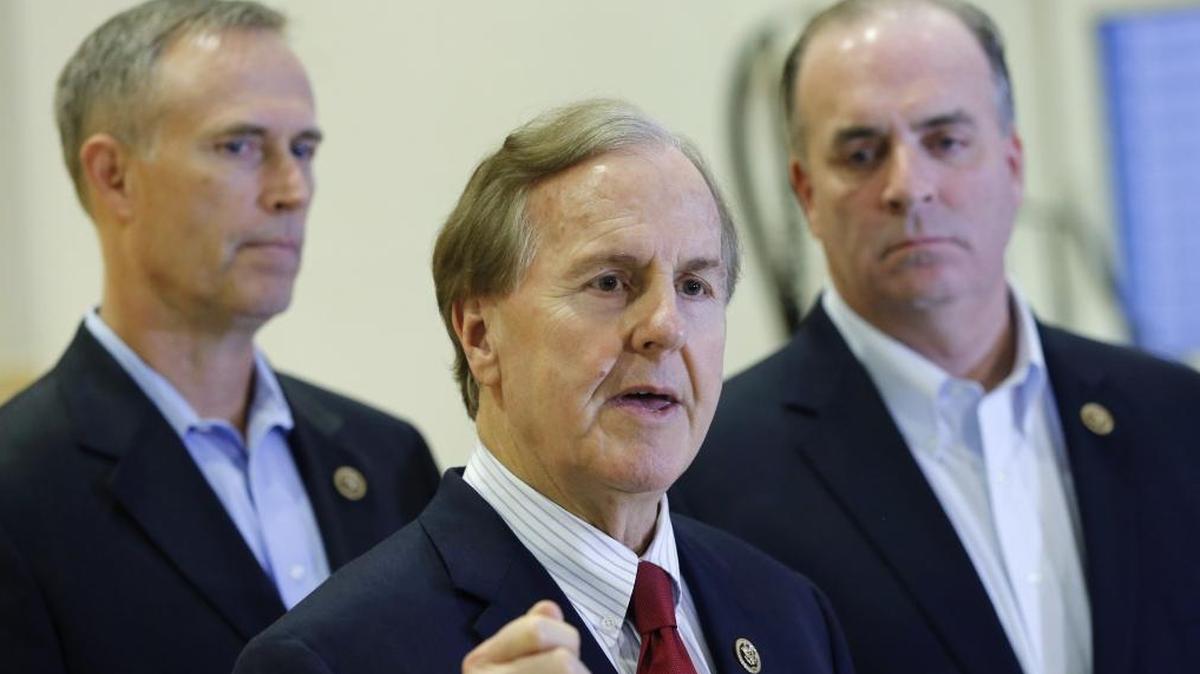 U.S. Rep. Robert Pittenger, center.