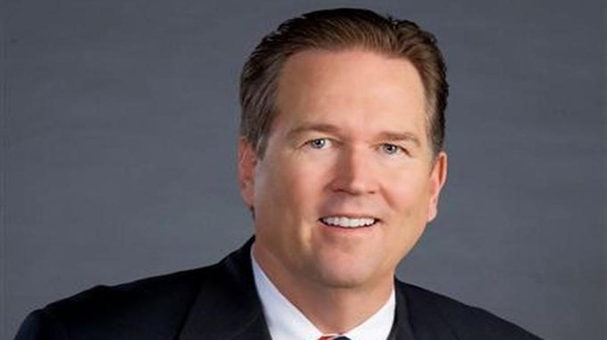 U.S. Rep. Vern Buchanan, R-Bradenton, FL, wants the Veterans Administration to issue ID cards to veterans as soon as possible. VA says it won’t happen until 2017.