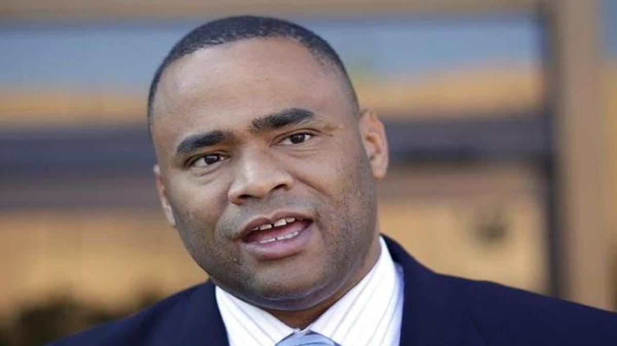 U.S. Rep. Marc Veasey, D-Fort Worth, talks to the media outside the U.S. courthouse, July 14, 2014, in San Antonio. Veasey and Rep. Brendan Boyle, D-Pa., are the co-founders of the Blue Collar Caucus.