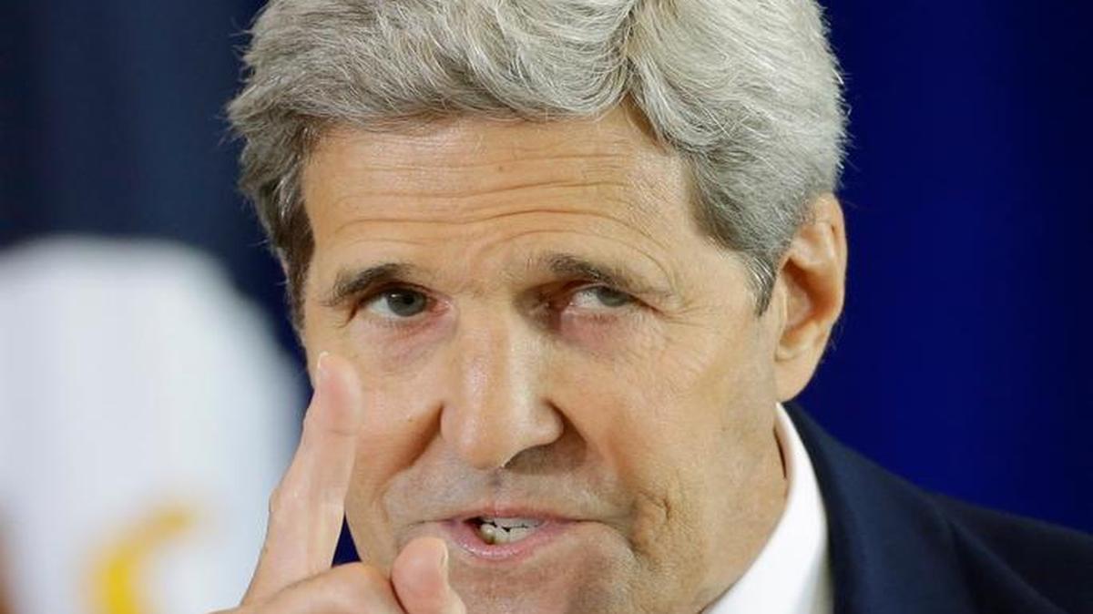 
Secretary of State John Kerry delivers a speech in support of the Iran nuclear deal at the National Constitution Center, Wednesday, Sept. 2, 2015, in Philadelphia. 
