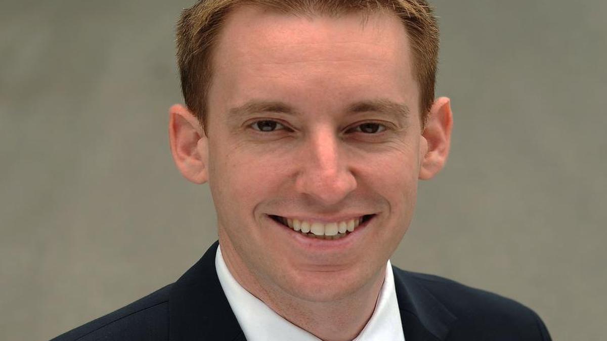 Jason Kander, a Democrat, is challenging incumbent Missouri Sen. Roy Blunt in 2016.