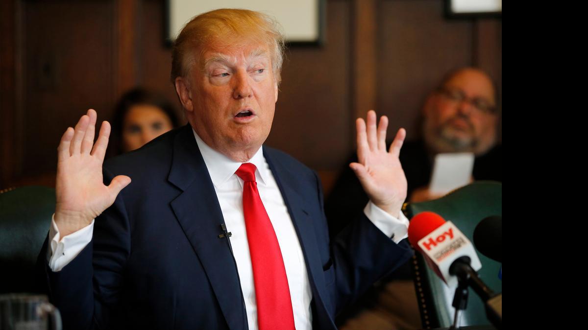 
Donald Trump speaks with the Chicago Tribune Editorial Board Monday, June 29, 2015 in Chicago. 
