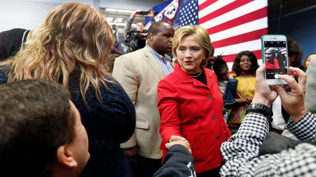 
Hillary Clinton campaigns at the Manchester Community College on Monday, Oct. 5, 2015, in Manchester, N.H.
